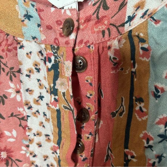 Coral Bay Women's 3/4 Sleeve Button-Up Elastic Cuff Floral Blouse Tunic Size M - Picture 8 of 8